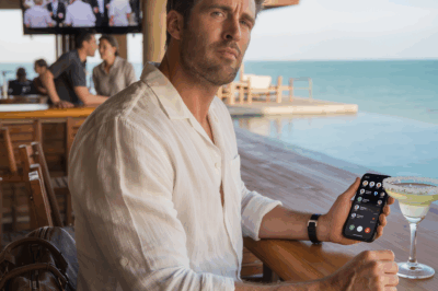 Excluded From My Sister’s Wedding, I Went On Vacation. When The Wedding Fell Apart, My Whole Family Frantically Tried To Reach Me.